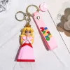 Fashion Cartoon Anime Charms smycken nyckelring ryggsäck bil nyckelring tillbehör hänger nyckelringar ll