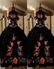 2023 Fabulass svart quinceanera klänningar charro vintage broderad bollklänning från axeln fomral klänning söt 15 flickor9818933