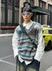 Houzhou vintage kamizelka swetra męska mens rękaw mężczyzna Swatery retro vneck pullover niebieski japońskie streetwear harajuku 240312