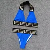 Moda Yüzme Giyim Kadın Tasarımcısı Seksi Üçgen Pantolon Set Seti Lüks Mektup Geometri Basılı Kadın Mayo Bölünmüş Bikini İç Çamaşır