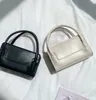 HBP Non-Brand 2024 PU Premium Sling Borsa a tracolla Mini pochette a mano con cinturino da polso Donna Versatile Crossbody Moda Piccola piazza