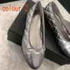2024 Paris Lüks Tasarımcı Kanal Ayakkabı Siyah Bale Daireler Ayakkabı Kadın Markaları Kapitone Orijinal Deri Kayma Balerin Yuvarlak Toe Bayanlar Elbise Ayakkabı Zapatos de D8