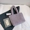 Borse da sera Borsa a tracolla sotto le ascelle da donna di grande capacità Borsa a mano in pelliccia sintetica di design di lusso Borsa invernale morbida e confortevole