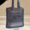 Kvinnors designer Raffia Straw Weave Tote Bag Italy Luxury Brand Milano Embrodery Triangle Net Shopping Handväska Lady stor kapacitet Sommar Sandiga strand axlar