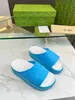 2023 Designer Slippers Sandalen Platte Zomer Luxe Slippers Voor Mannen Vrouwen Rubber Lederen Loafers Dames Mode Verhoogde Sliders Slijtage Sandaal 35-45