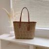 Hot European and American Designer Bag Factory Online Wholesale Retail Womens Bag New Fashion Tote Korean Edition Large Capacity Shoulder Texture Hardware Bag