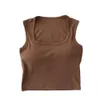 2024 verão designer novas roupas colete de ombro largo pode ser usado externamente, com parte inferior uma almofada no peito, tornando-o versátil e confortável.Colar Quadrado, Sólido