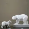 Resin Crafts Abstract White Polar Bear Sculpture Figurine decor Handicraft Home Desk Geometric Wildlife Statue Craft216B