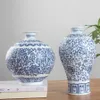 ガラス張りの青と白の磁器インターロックロータスデザインセラミック花瓶の家の装飾Jingdezhen Flower Vase257K