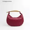 고급 Bottegs Venets Jodie Bag Small Design Woven Sardine New Handbag Dumpling 레저 오리지널 1 : 1 로고와 함께 다양한 실제 가죽