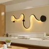 Wall Lamp Modern Creative Acrylic Curve Light Nordic Led Snake Sconce For Home El Decors Lighting Fixture2866