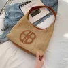 Художественная тканая трава во французском стиле, пляжная сумка на одно плечо с диагональным крестом и контрастными цветами, модная ручная работа 240312