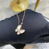 Collana V Fanjia V Famiglia V Collana farfalla in oro CNC di alta qualità Fritillaria bianca Conchiglia madre con catena di collare in oro rosa 18 carati con diamanti