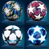 Pro Soccer Ball Officiell storlek 5 Tre lager slitage Rsistant Hållbar mjuk PU -läder Sömlös lag Match Group Training Game 240301