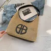 Estilo francês grama artística tecido ombro único diagonal saco de praia com cores contrastantes e mão elegante 240312