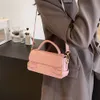 Shop Handbag Promotion Korean Embroidered Thread Lingge Bag for Women 2024 New Fashion Internet Celebrity Small Square Versatile Cross Body