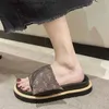 Chinelos LS Luxo Designer Sapatos Chinelo Verão Marca Desinger PU Couro Mulheres Sandália Casual Slides Ao Ar Livre Feminino Flip Flops Q240312