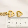 Gold Stud Designer Heart Letter Women's Love Ored Oreing Brings Romantic Design Bijoux en acier inoxydable Cadeau