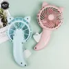 Electric Fans Mini Portable Hand-Pressure Fan Handhållen Cartoon Color Travel Home Offich240313