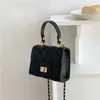 HBP Non-Marca 2024 Nuovo Design Piccola Borsa a tracolla Mini Diamante Borsa in pelle PU Cinghie a catena in metallo Quadrato Donna Crossbody di lusso