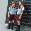 Детская корейская школьная форма для девочек и мальчиков, футболка с короткими рукавами, плиссированная юбка, шорты, комплект одежды, костюмы для детского сада 240301