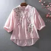 Blusas femininas com decote em v, camisas florais bordadas de inspiração vintage para mulheres, gola em v, ajuste solto, manga 3/4