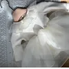 Весеннее кружевное тюлевое платье для маленьких девочек, комбинезон, платье для малышей, марлевые комбинезоны с лацканами принцессы для новорожденных, одежда для первого дня рождения Z7122