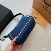 Loja de luxo % 80 Designer bolsa de ombro fábrica on-line atacado varejo nova moda bolsa requintada versátil bolsa nas axilas bolsa feminina ombro único jeans azul