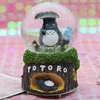 Figurines décoratives boule de cristal boîte à musique dessin animé Totoro garçons arc-en-ciel flocons de neige brillants décoration de la maison ornement de bureau naissance 304k