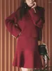 Рабочие платья Утолщенный однотонный элегантный вязаный свитер Зонтик Короткие универсальные юбки 2024 Осень Японский стиль Тонкий костюм Женский комплект из двух предметов