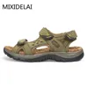 Moda Estate Tempo libero Uomo Scarpe Sandali da spiaggia Sandali in vera pelle di alta qualità Morbidi sandali da uomo di grandi dimensioni Taglia 38-48 240305