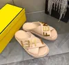 Designer Sandals Slippers Summer Beach Fashion Women's Cross Over Slippers Luxury Herringbone Slippers Leather Hollowed Out Flat Bottomed Golden Slippers