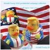 Decorazione del partito Bandiera in PVC Trump Duck Favore Bagno Galleggiante Giocattolo dell'acqua Giocattoli divertenti Regalo Consegna a goccia Giardino domestico Forniture festive Evento Dhcxb