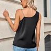 Kvinnors tankar Kvinnor Asymmetriska modetankar Toppar Cowl Neck Metal Chain Spaghetti Strap ärmlösa skjortor Kvinnliga Casual Solid Backless