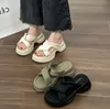 Thick soled slippers women's summer sandals fashionable outdoor beach shoes new casual sandals slippers