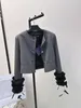 Dameskostuums Blazers Designer 24 Vroege lentestijl Elegante stijl Zwart Driedimensionaal Bloemblaadjesmouwen Gesplitst Ronde hals Kort pakjas EOV5