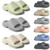 Ücretsiz Nakliye Tasarımcı Sandal P3 terlik kaydırıcıları Erkekler için Kadın Sandalet Gai Pantoufle Mules Erkek Kadın Dikiş Trainers Flip Flops Sandles Color28