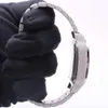 Cudowne męskie zegarek z ukrytym zapięciem wykonanym ze stali stalowej i labgrown Diamonds daje unikalny styl z VVS Clarity