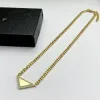 Haute qualité P Designer bijoux Triangle Collier de diamants Collier de couple masculin et féminin Collier de mode de rue Hip Hop Cadeau de vacances