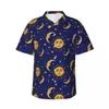 Chemises décontractées pour hommes Chemise de soleil céleste rétro Moon Gold Black Print Classic Hawaiian Man Beach Confortable Blouses surdimensionnées personnalisées