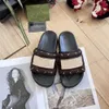 Morbide pantofole imbottite in nappa per uomo amante coppia suola spessa scivolo da spiaggia Sandali con piattaforma estiva scarpe slip-on G flats sandalo sandali firmati