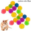 20pcs Lot Kolorowe zabawki dla zwierzaka guma mini kotka goniące zabawki kulkowe interaktywne kotki ściska kulę