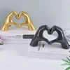 Decorative Figurines Nordic Love Heart Gesture Sculpture Home Decoration Live Statue Figurines Wedding Ornaments for Living Room D3079