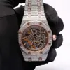 Jolie montre en diamant cultivé en laboratoire en acier inoxydable avec une clarté VVS améliorée et des bijoux tendance pour hommes.