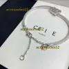 Braccialetti con ciondoli Braccialetti di design Braccialetti di lusso da donna Braccialetti con ciondoli Modelli classici Regali casual per le feste