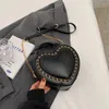 2024 Bag Chic Sweet Heart Crossbody Bags for Women Leather Handväskor JK Lolita Solid Kawaii Shoulder Uniform Pu Bolso Mujer 2024