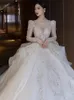 Abiti da sposa principessa Ball Gown Sweetheart maniche lunghe Abiti da sposa musulmani di cristallo di lusso abiti da sposa designer arabo Applique in pizzo Sweep Train abito da sposa