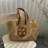 Borsa da spiaggia per le vacanze in colore a contrasto di stile principale enorme e voluminosa Borsa a tracolla sotto le ascelle intrecciata per piccoli gruppi Ld1038 240312