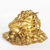 Ja Lucky Feng Shui Mässing Three Legged Frog Toad Blessing Attrahing Wealth Money Metal Staty Figurin Hemdekoration Gift1224Z