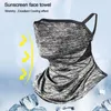 Bandanas Multi-Use Face Tube Scarf Balaclava Neck Gaiter Moto Cykling Vandring Män Kvinnor Huvudbonnar Triangel Hängande öron Silk-halsdukar